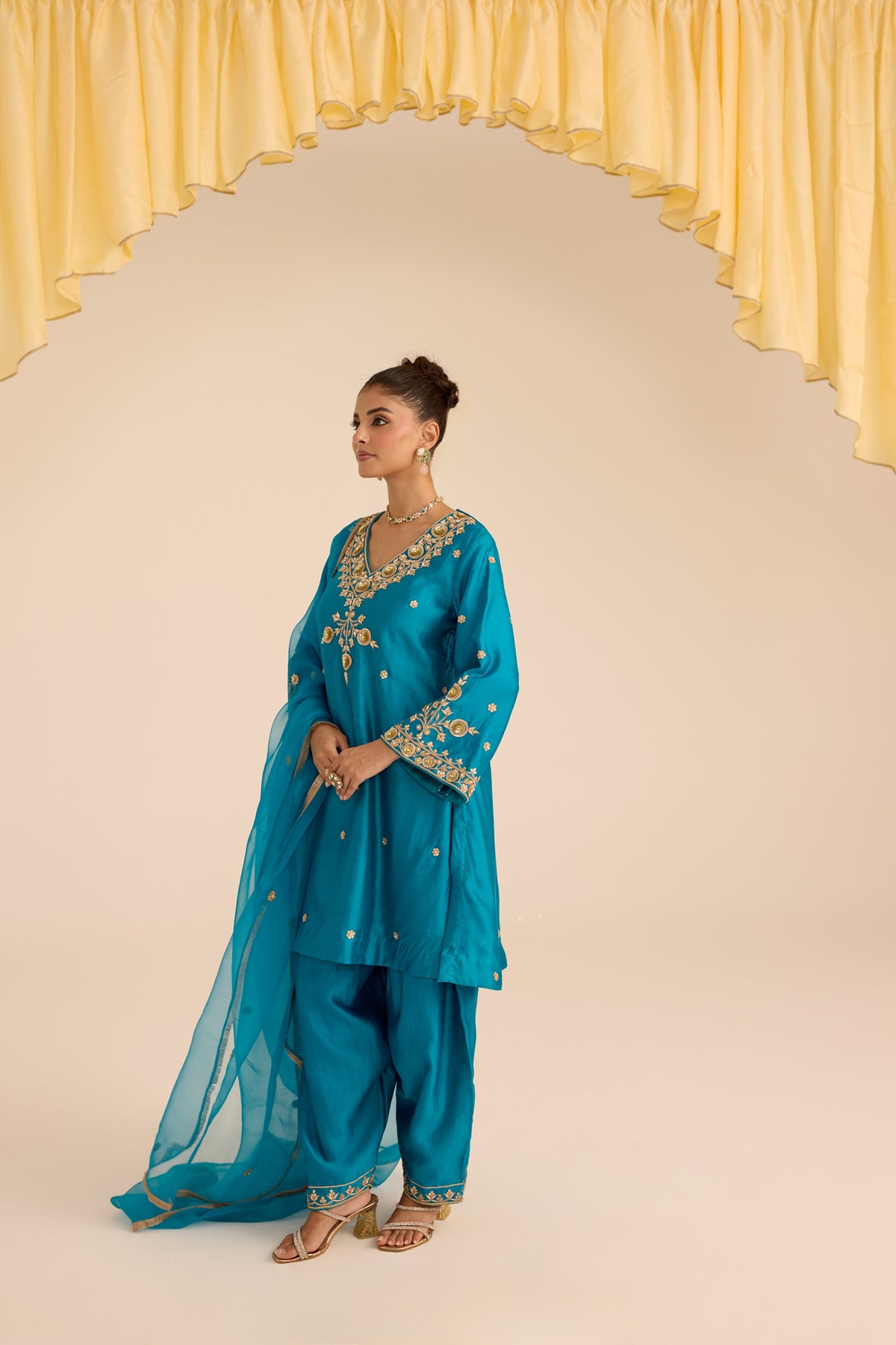 Teal Muse